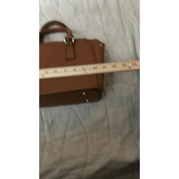 Isabelle Tan Shoulder Bag Women's Medium Casual Handbag Elegant Design - Picture 7 of 8